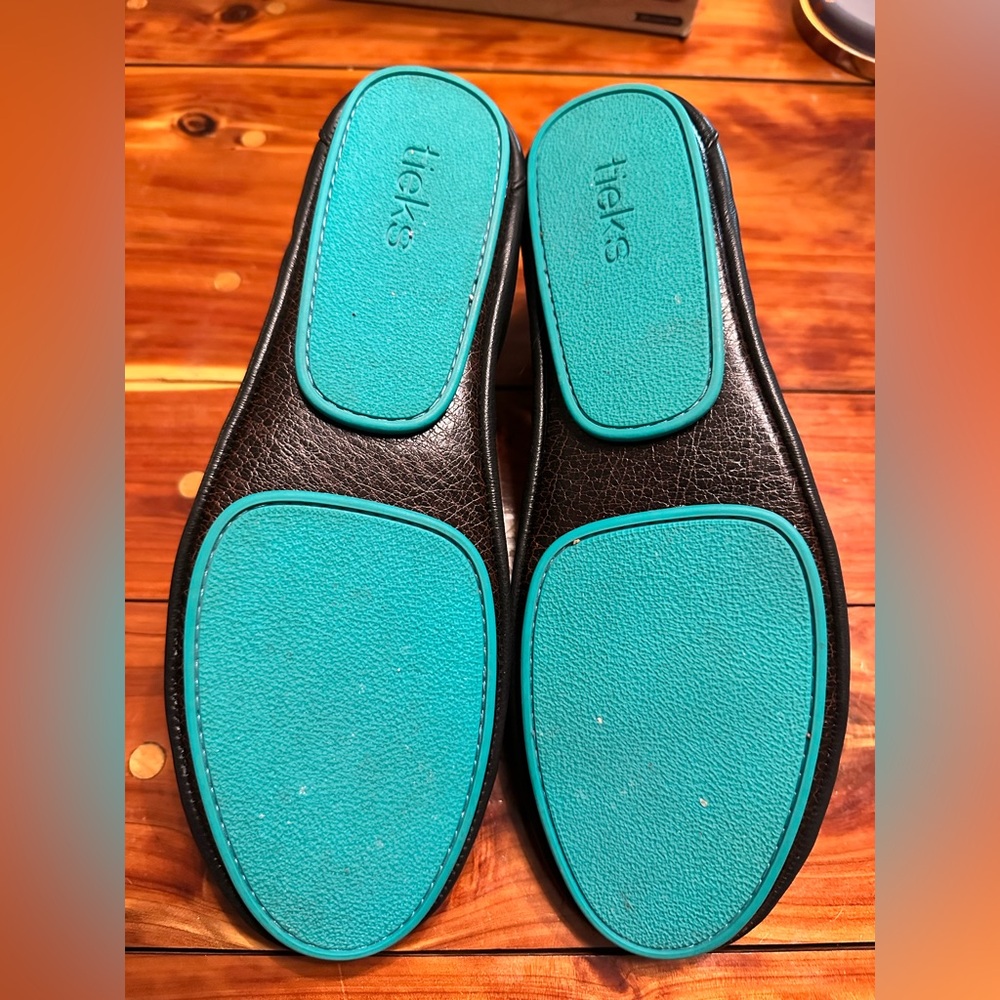 Black Leather Tieks Women's Flats - Picture 3 of 3